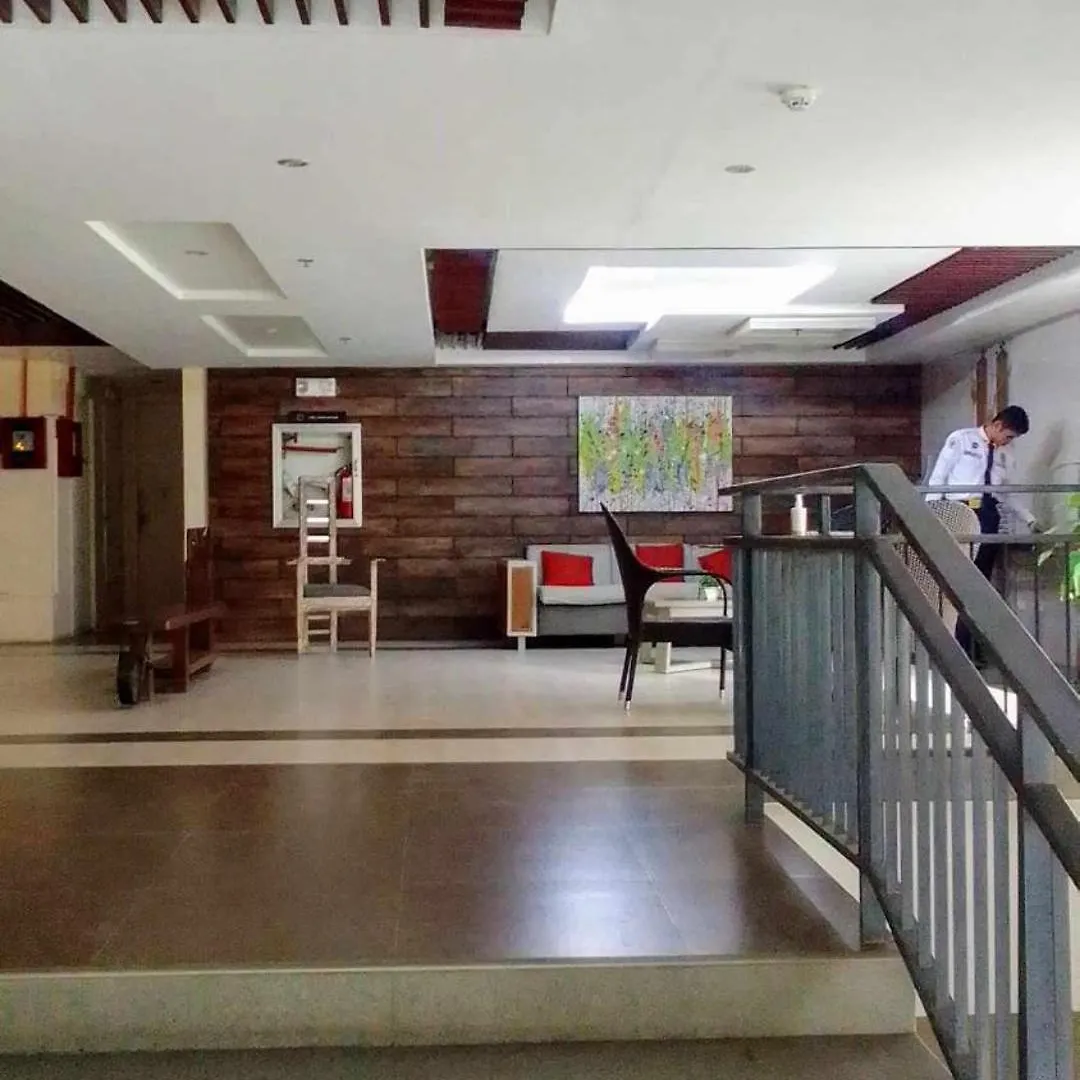 Studio Type Staycation Matina Enclaves Condo Fully Furnished Davao City 0*,  Filippinerne