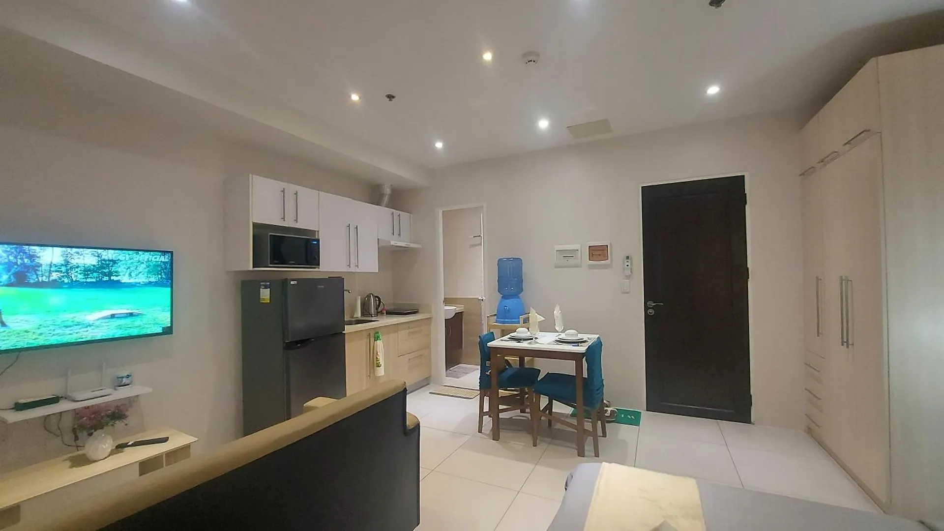Studio Type Staycation Matina Enclaves Condo Fully Furnished Davao City